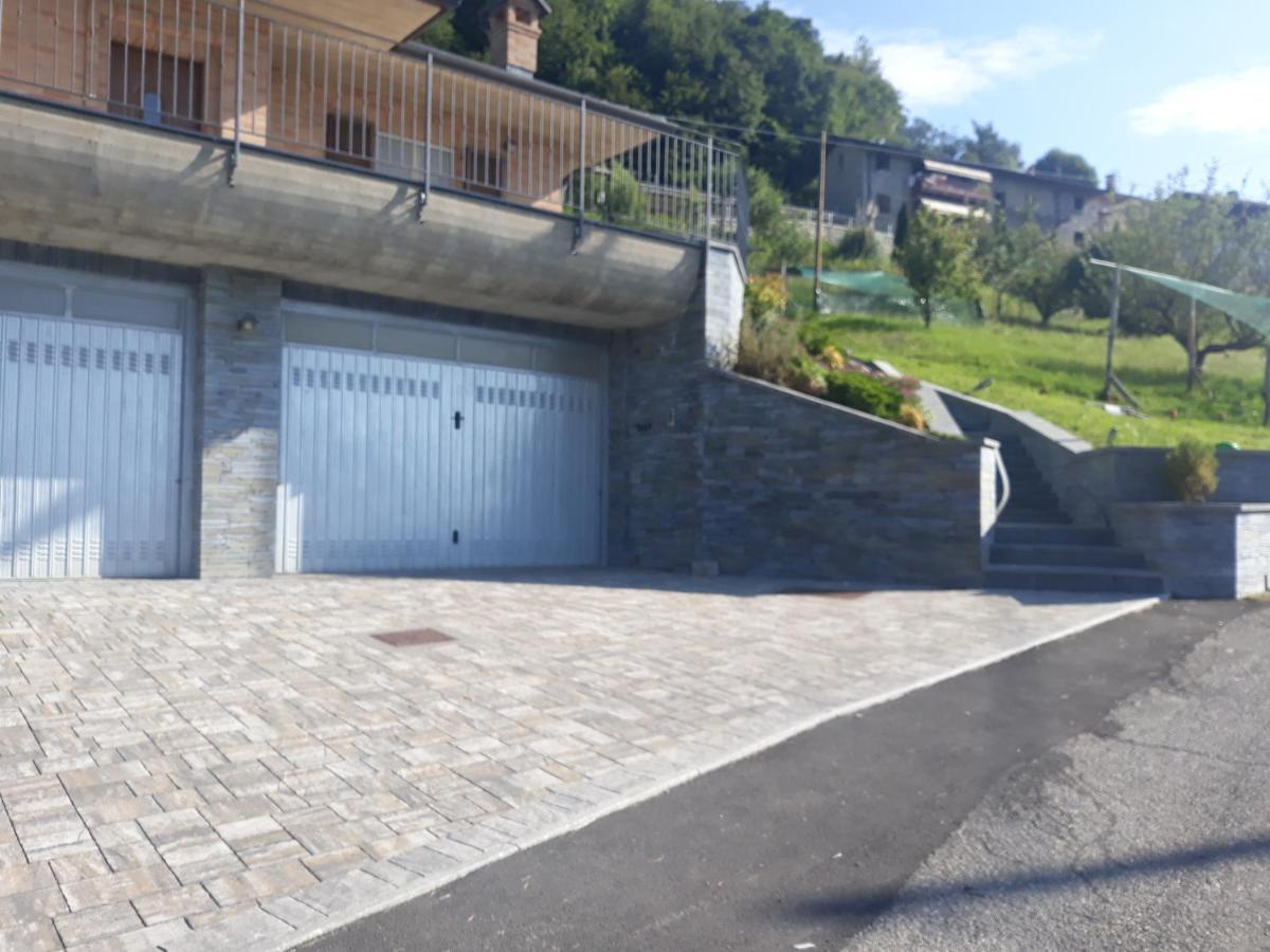 Casa "La Forcella" Villa Brembilla Eksteriør billede